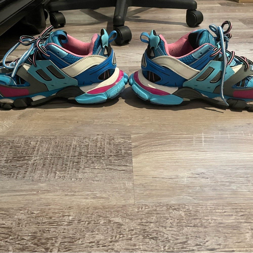 Balenciaga blue and pink tracks - Picture 2 of 7